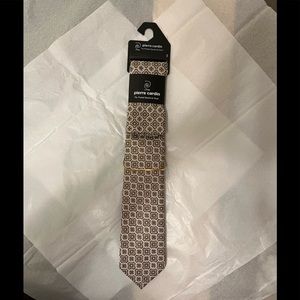 Mens tie and hanky set with chain
